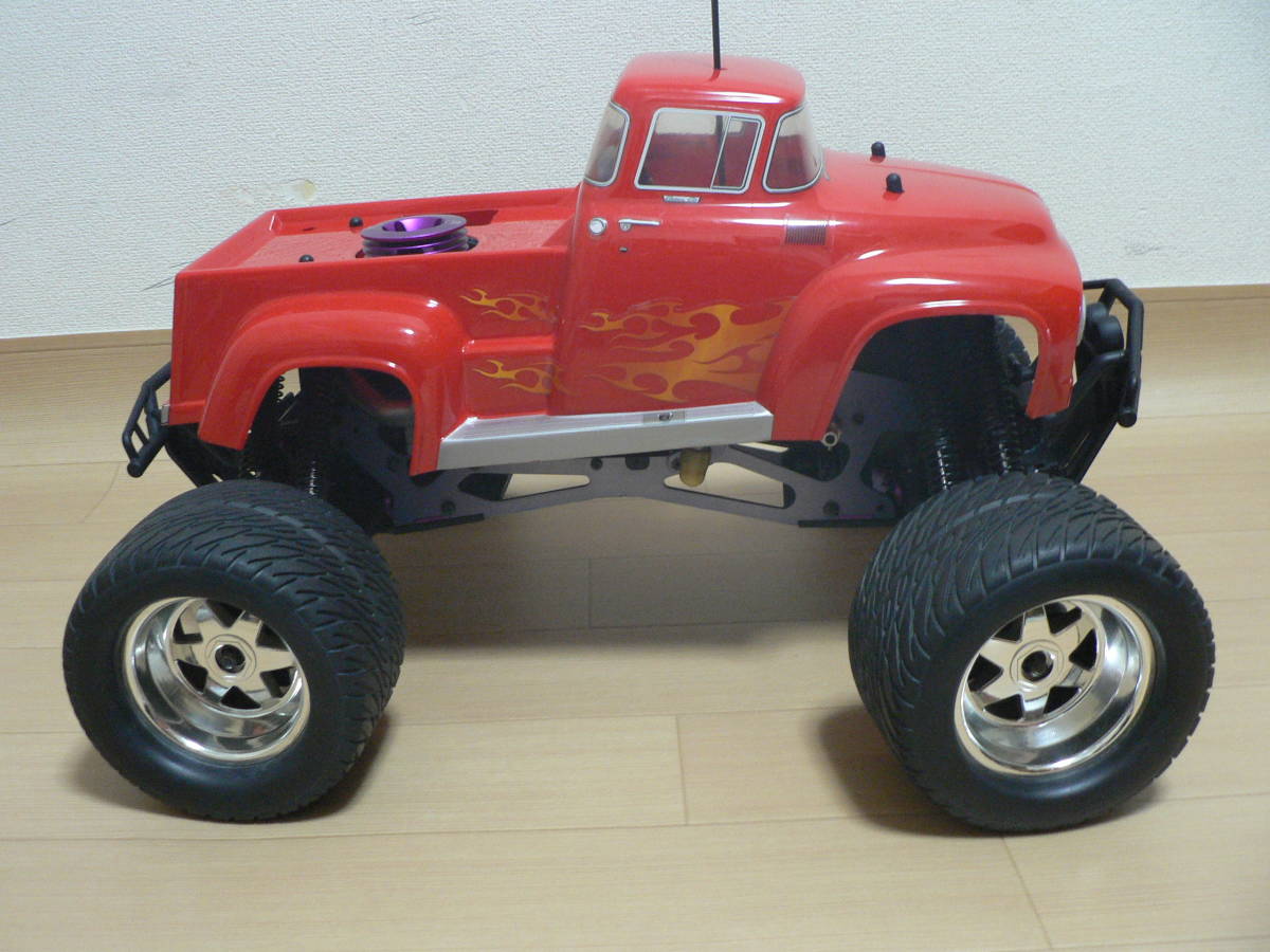 hpi1/8エンジンカー【サベージ-25】ナイトロスター25エンジン・サーボ