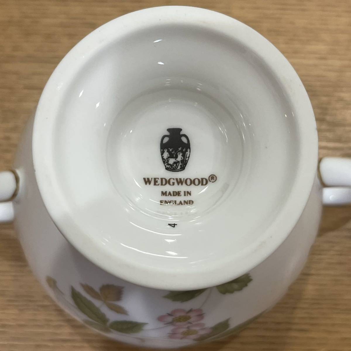 ウェッジウッド ワイルドストロベリー シュガーポット カップ セット 
