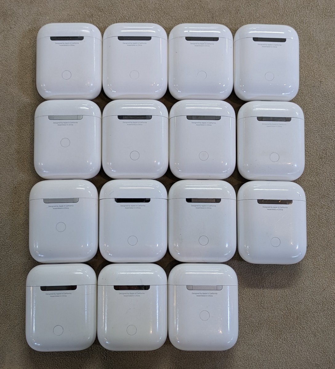 送料無料AirPodsエアポッズまとめてApple大量イヤホン/チャージャー