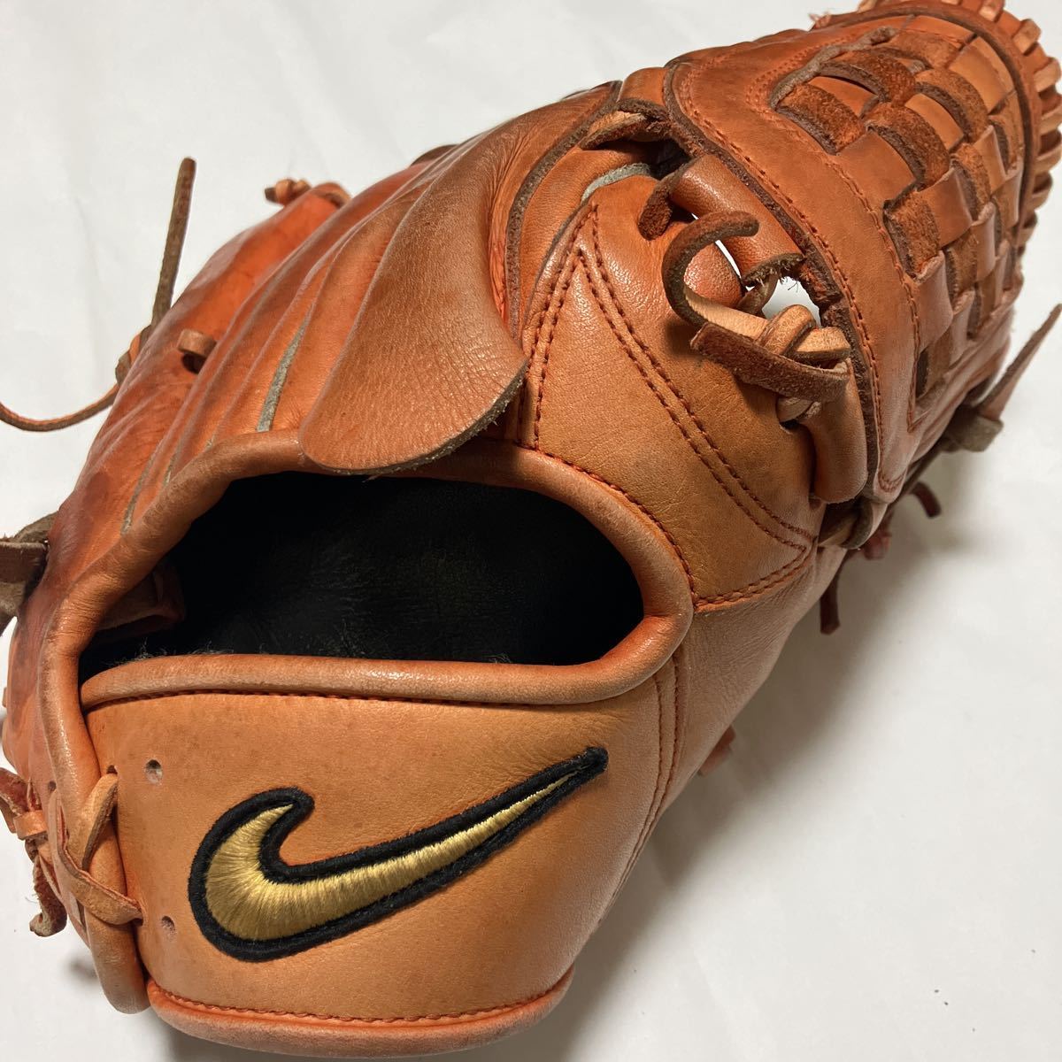 希少】一般 硬式 投手用 グラブ ナイキ NIKE 野球 グローブ 中学生〜大人用
