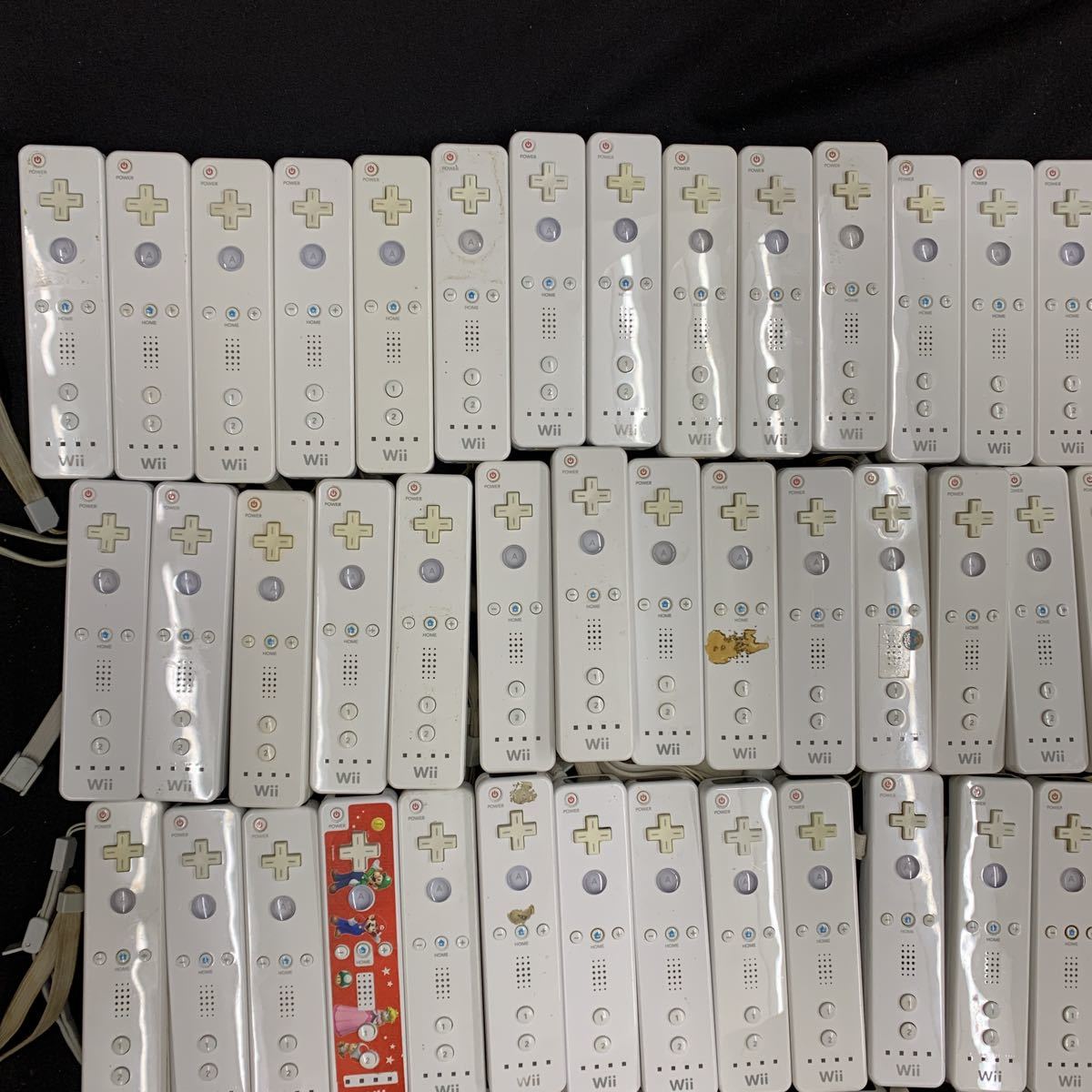 d*7様 まとめ売り　ゲームコントローラ　動作未確認　未清掃 ニンテンドー Wii リモコン200台 まとめ 動作未確認 ジャンク扱い 0705