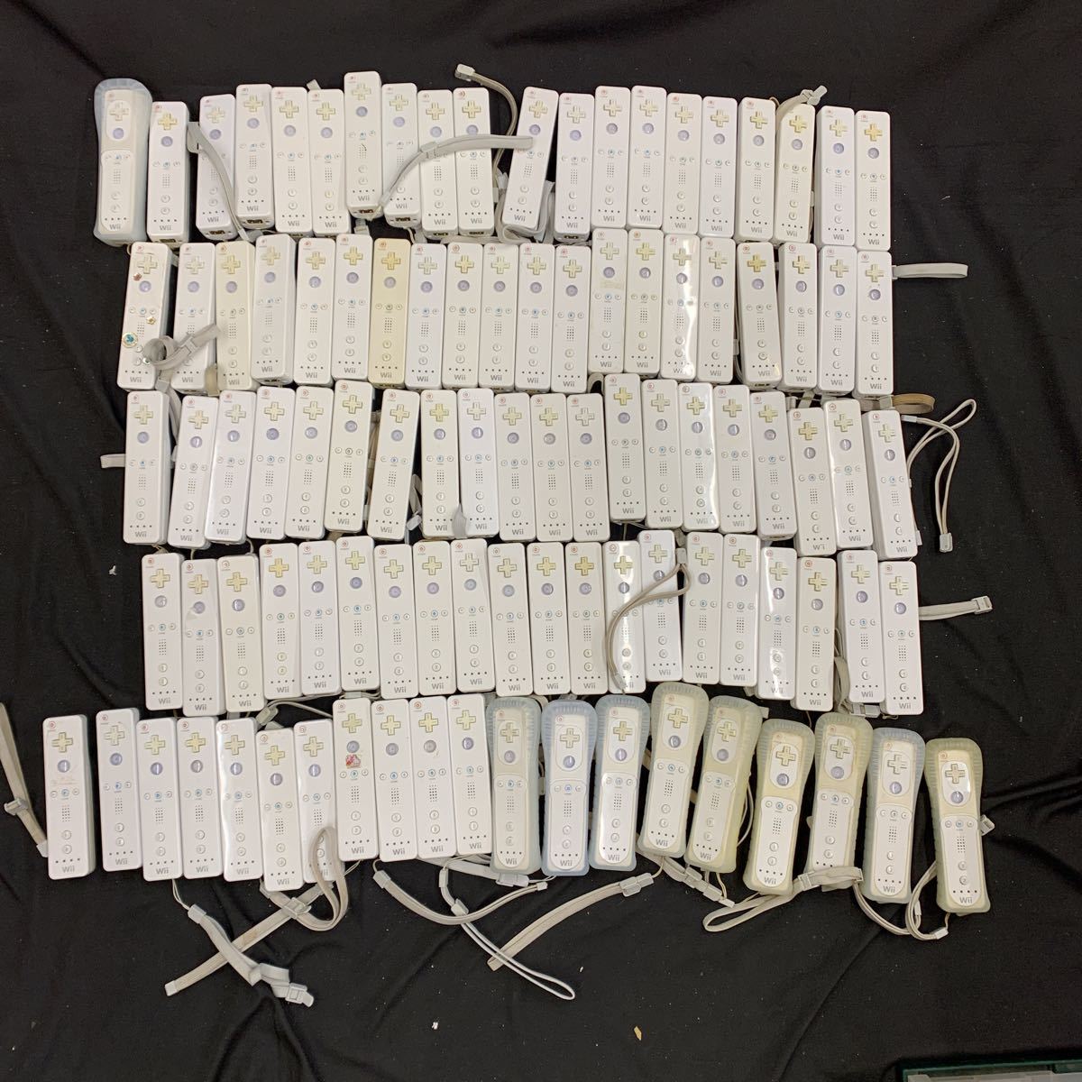 ニンテンドー Wii リモコン200台 まとめ 動作未確認 ジャンク扱い 0705
