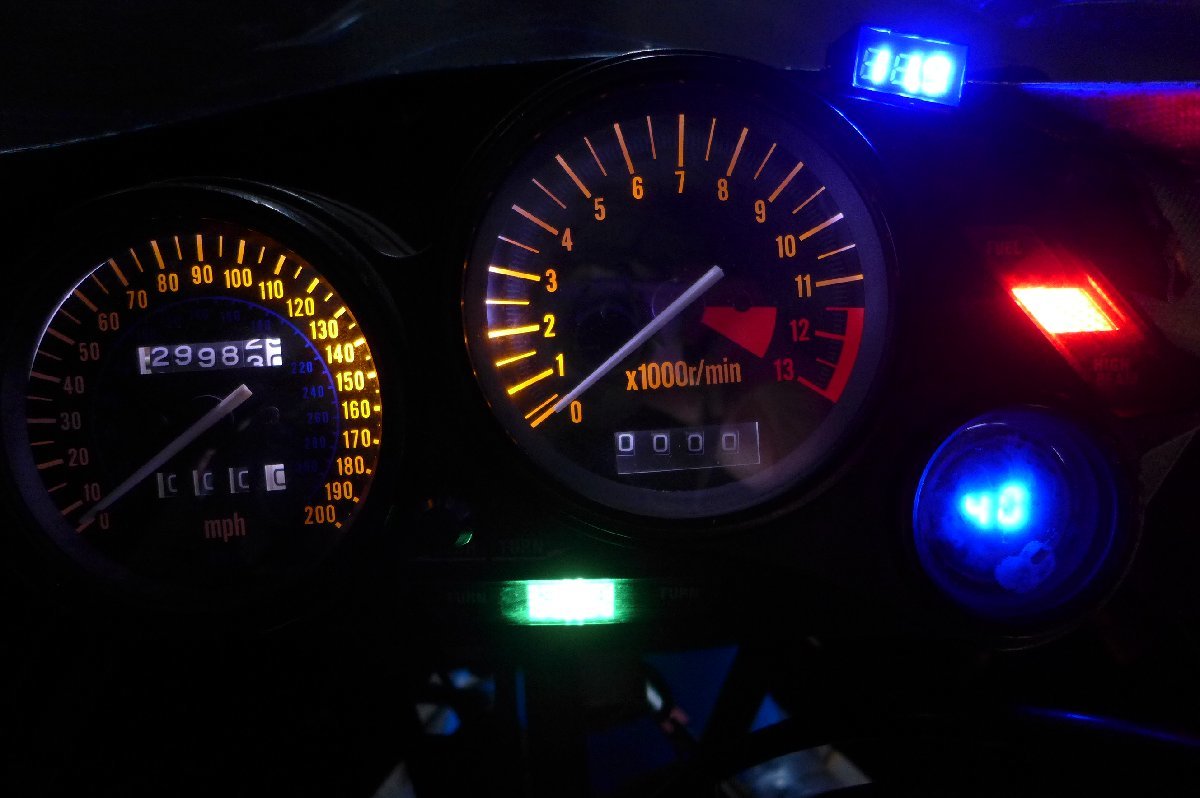 M1》GPz900R ZX-11流用 300km/hメーター♪KOSO油温計♪GPz750R