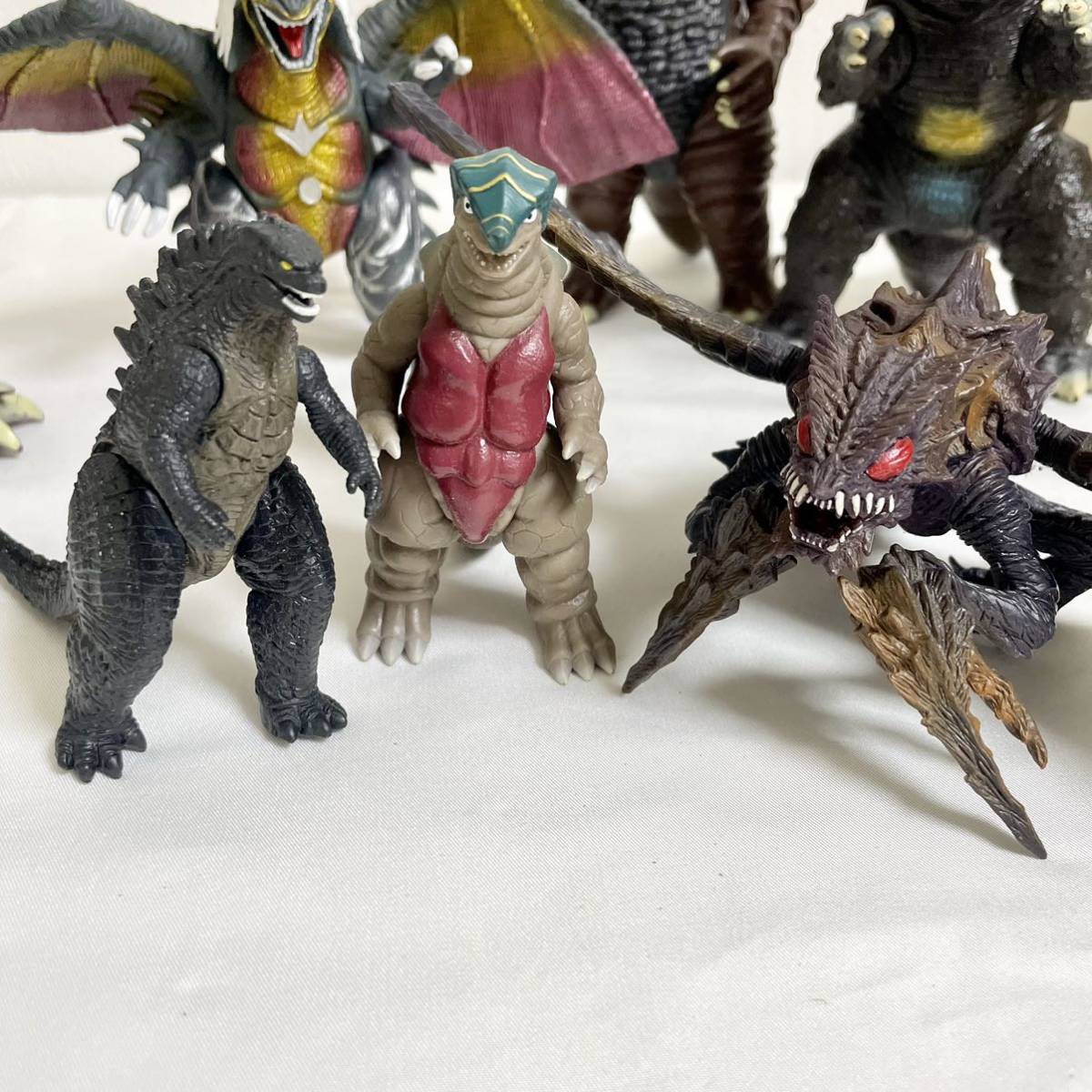 BANDAI TOHO フィギュア 7体セット ゴジラ デストロイア完全体 ゴモラ 