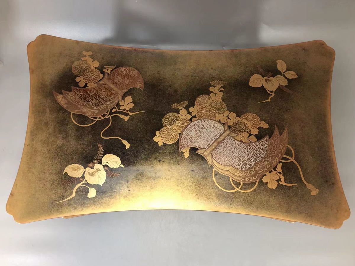 OKK》H140 蒔絵茶卓 菊紋蒔絵 金梨地 二段卓 香炉卓 花台 香几 冠卓 飾