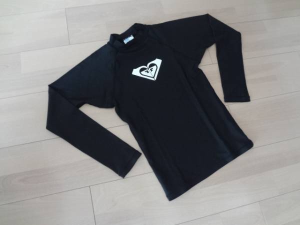 新品同様／ROXI ロキシー ラッシュガード 黒M