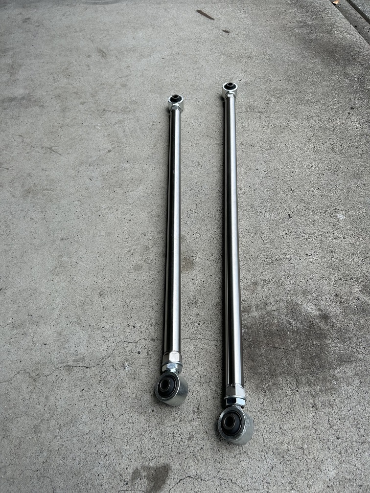 ☆ジムニーJB23⁄33⁄43用ピロ式ステンレス製ラテラルロッドフロント用