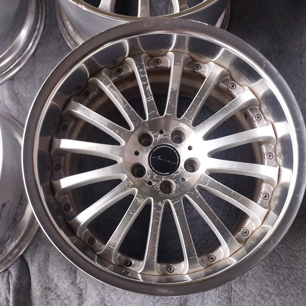 ポリッシュ アミスタット ロティーノ 19インチ 9J +37 10J +39 5穴  