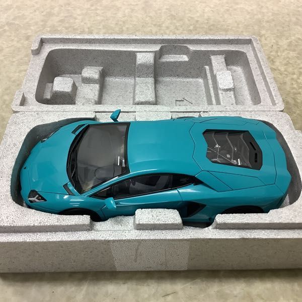 1円〜 オートアート 1/18 ランボルギーニ アヴェンタドール LP700-4