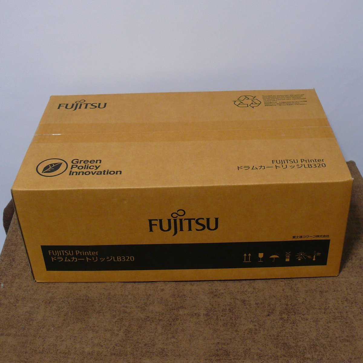 FUJITSU 富士通 の通販 by コム's shop｜フジツウならラクマ 買取商品