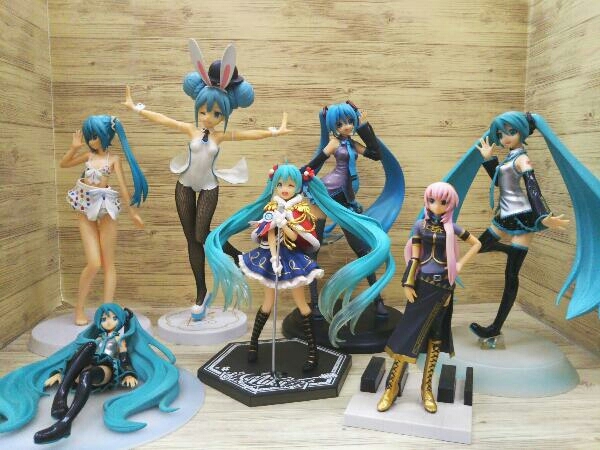 初音ミク フィギュア 18体 セット 【公式通販】