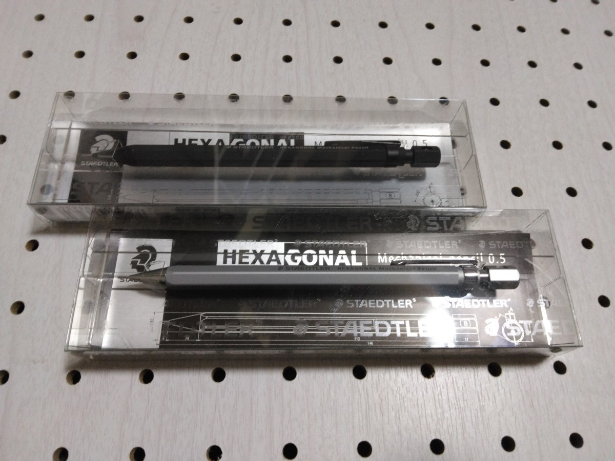 STAEDTLER ステッドラー ヘキサゴナル シャープ ブラック シルバー