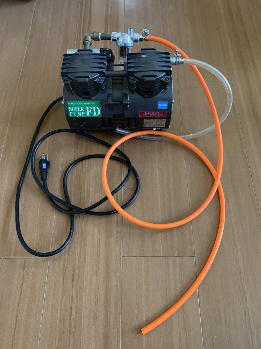 歯科技工　コンプレッサー