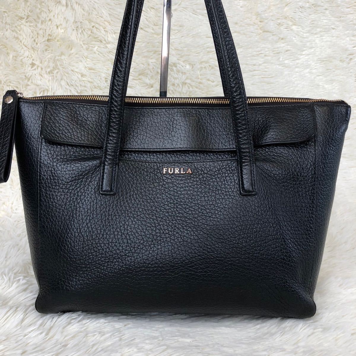 ✨美品✨ FURLA オールレザー トートバッグ A4 肩がけ可 フルラ FURLA 