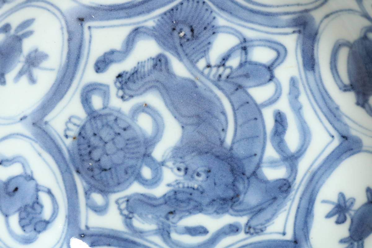 中国美術 青花獅子紋盤 南京古染付皿（N139） 【公式通販】