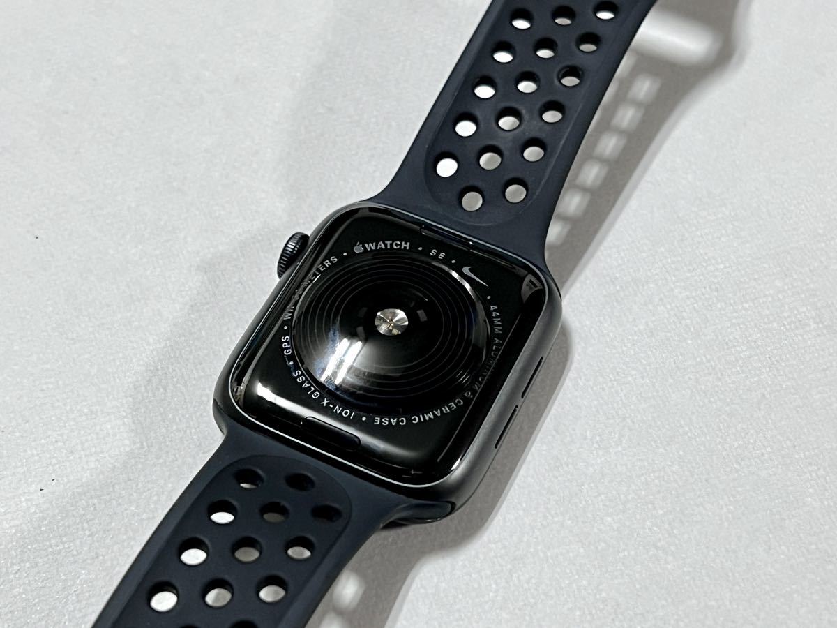 ☆新品未開封☆ Apple watch NIKE SE GPSモデル 40mm ブラック  