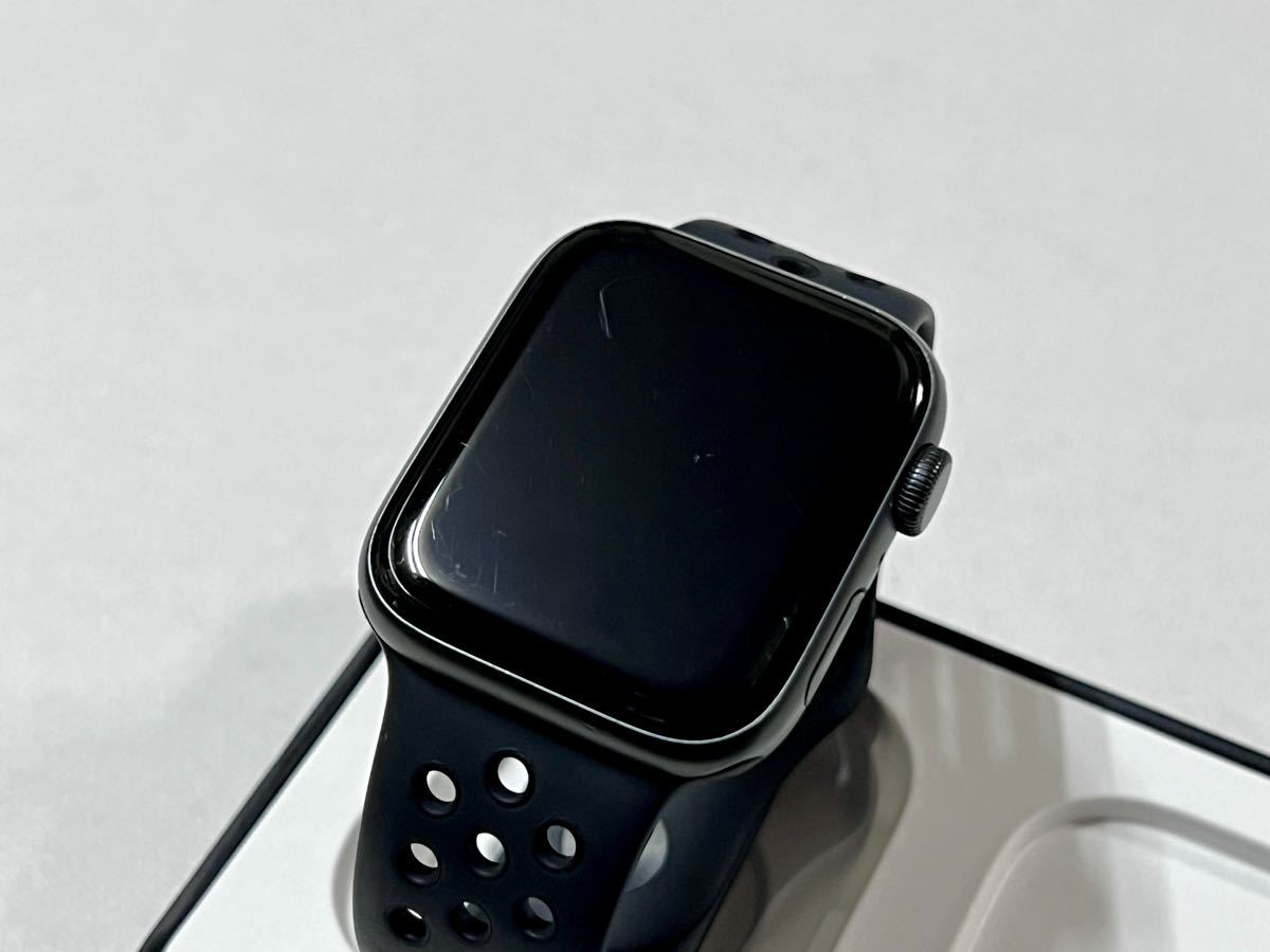 Apple Watch Nike SE 44mm アップルウォッチ スペースグレー  