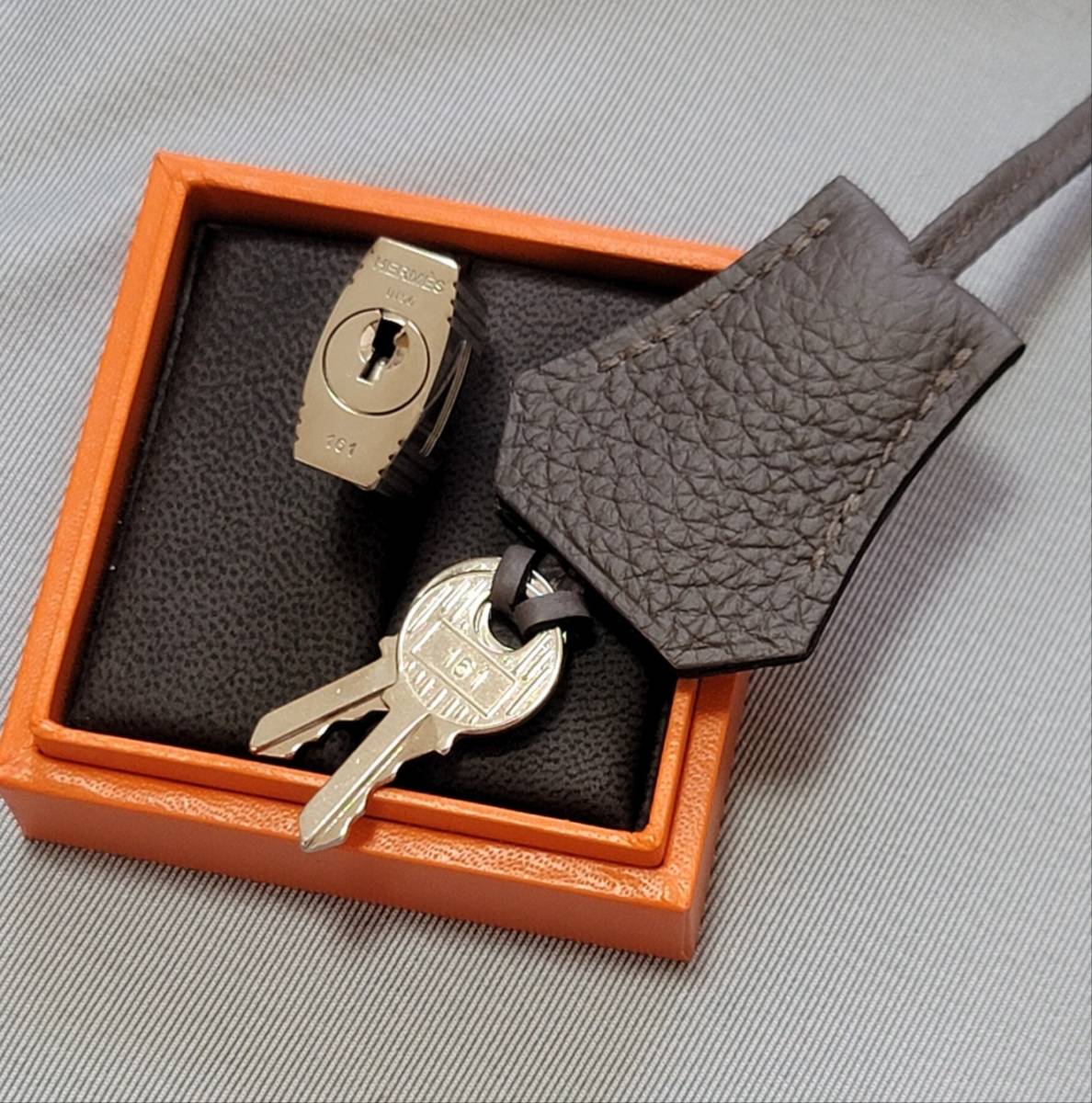 シール付未使用☆エルメス HERMES クロシェット カデナ KEY