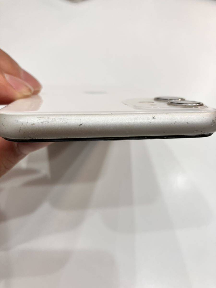 1円スタート Apple 画面割れ SIMフリー iPhone11 64GB アク