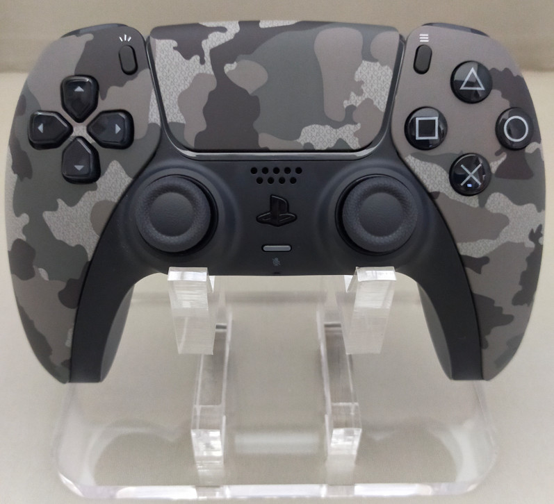 送料無料】PS5 コントローラー デュアルセンス グレーカモフラージュ