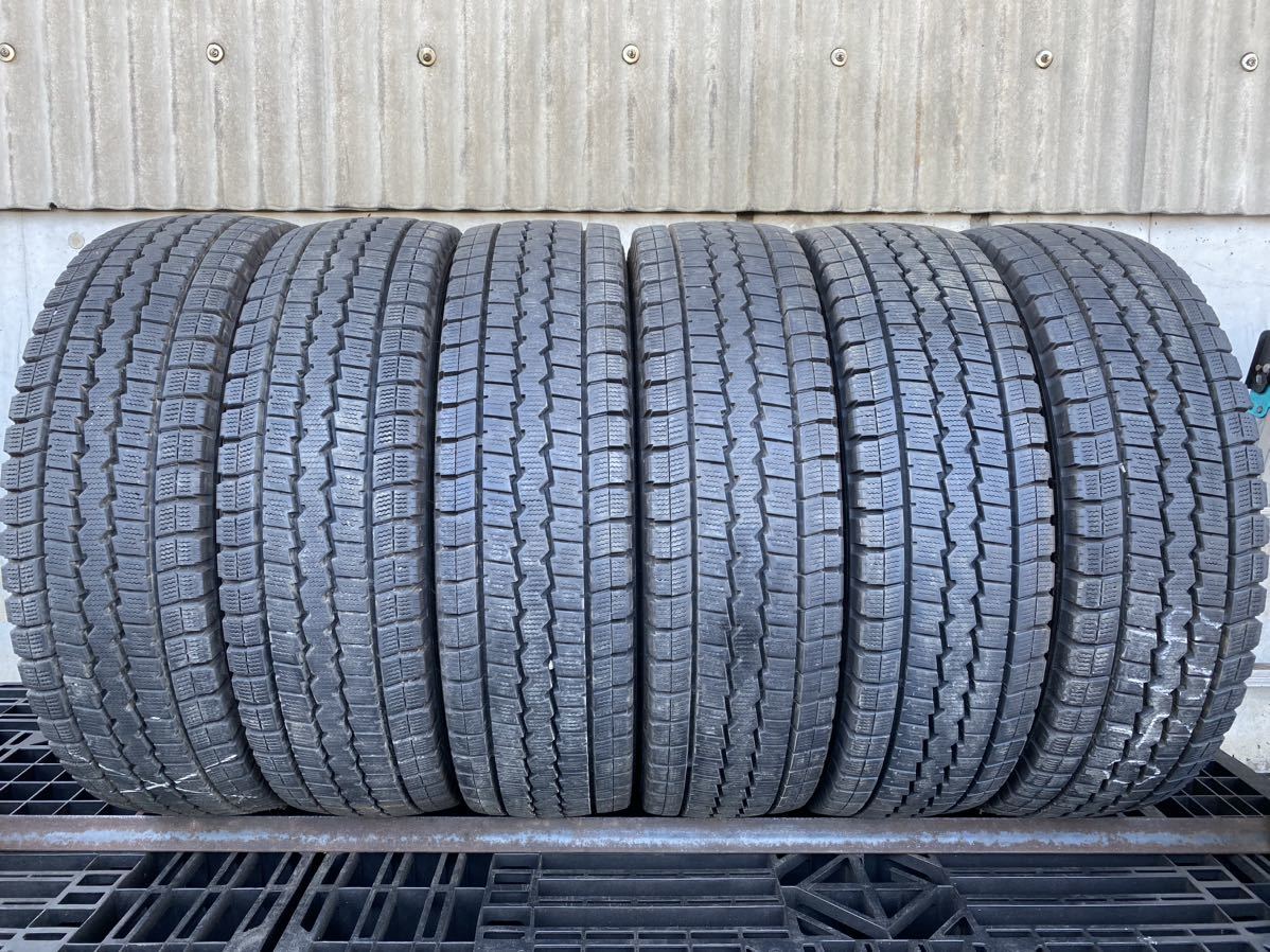 セ2312 ☆決算特価☆深溝スタッドレス☆ DUNLOP WINTER MAXX LT03 205