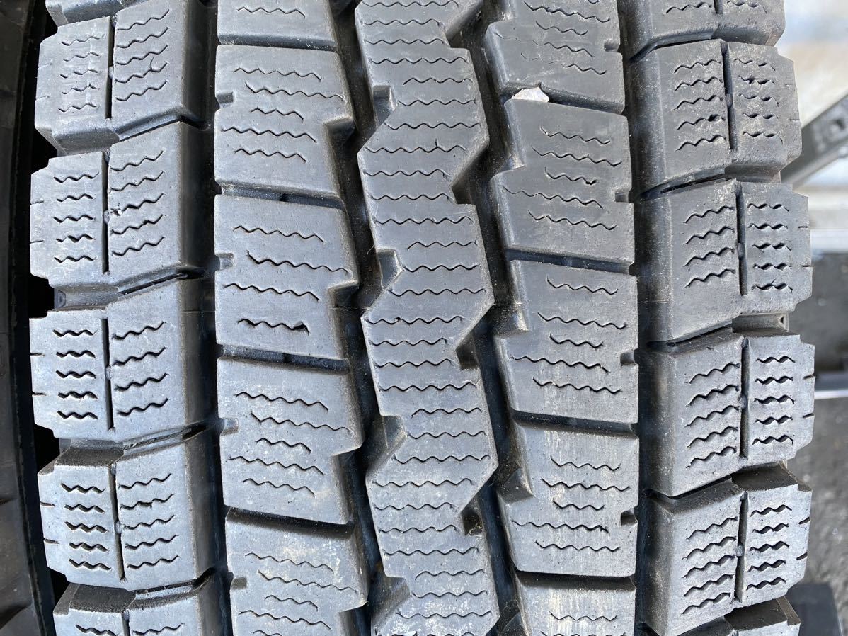セ2312 ☆決算特価☆深溝スタッドレス☆ DUNLOP WINTER MAXX LT03 205