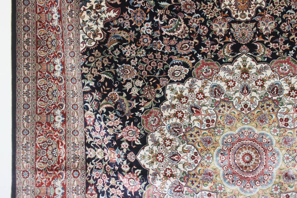 Y2732 トルコ ヘレケ絨毯 シルク100% 手織り100万ノット 額装 Y2732