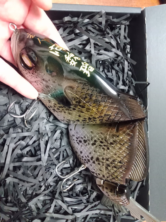 玄人ルアー　モンスターギル　mongill