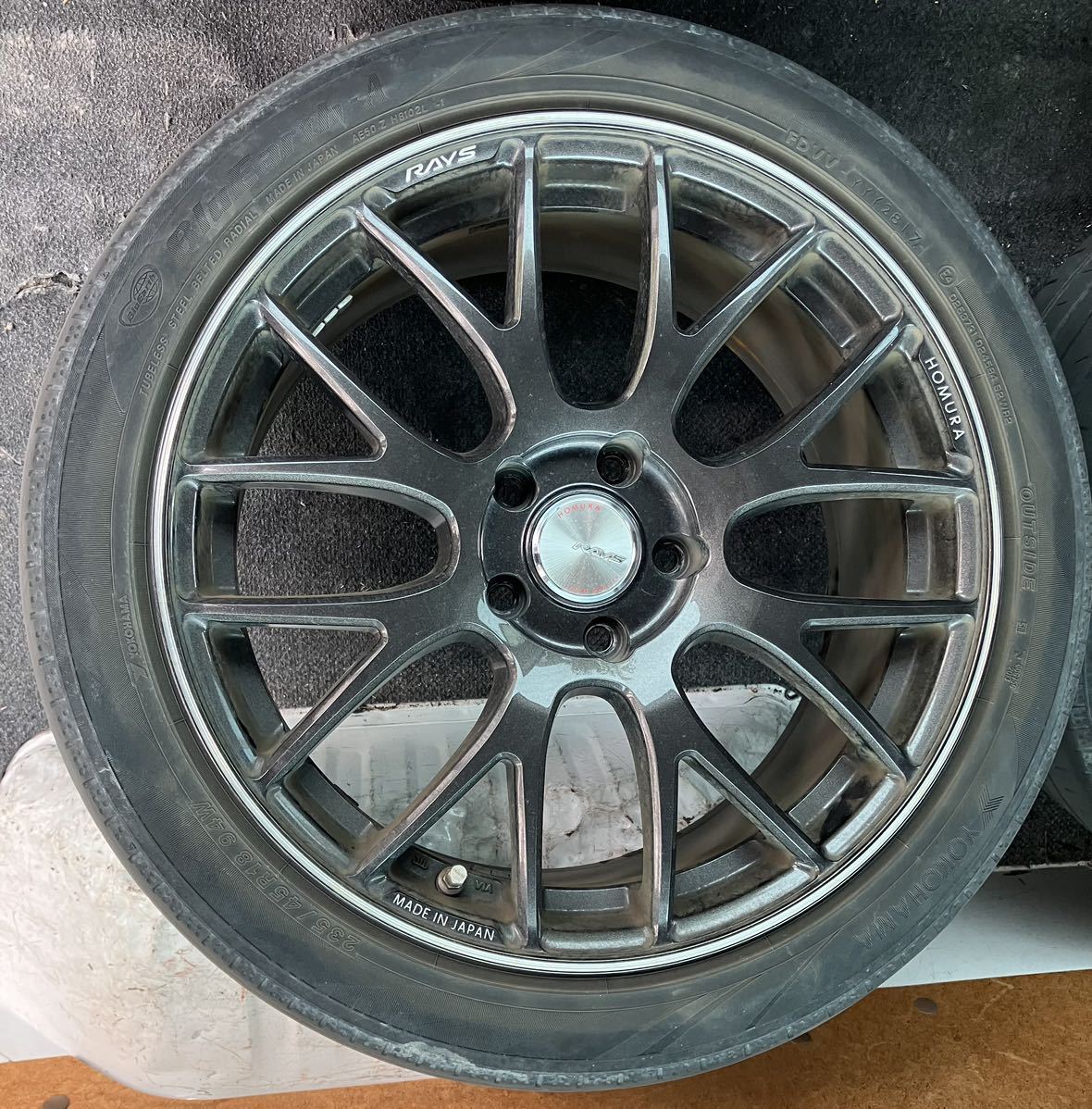 RAYS HOMURA 2×8GT 18inch 8J+43 5H 114.3 s-l400.jpg