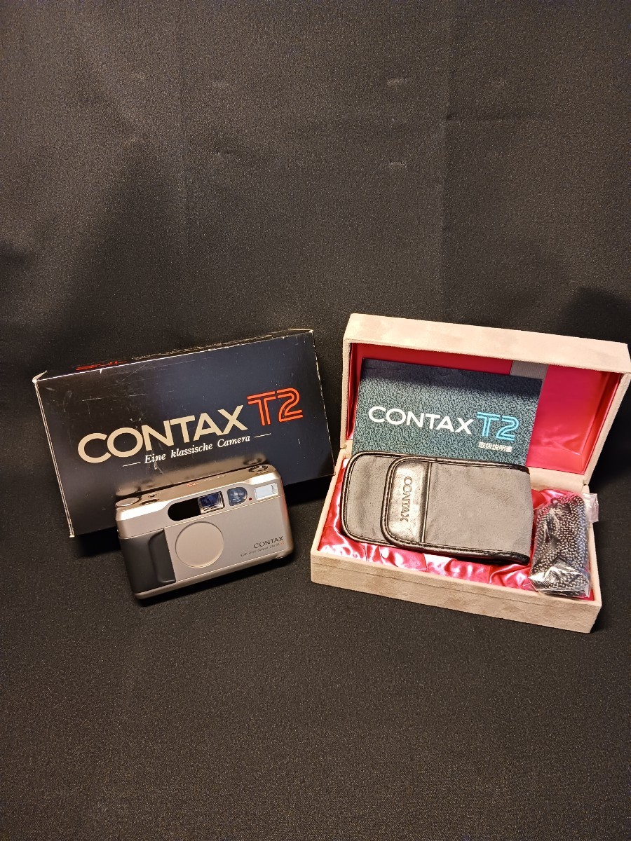 CONTAX T2 　SONNAR 38ｍｍ F2.8 T* ケース・取説・箱付 CONTAX T2 (Carl Zeiss Sonnar 38mm F2.8 T* / 元箱 / 取扱説明書
