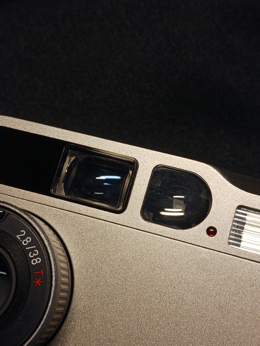 CONTAX T2 (Carl Zeiss Sonnar 38mm F2.8 T* / 元箱 / 取扱説明書