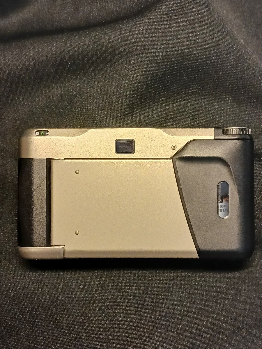 CONTAX T2 (Carl Zeiss Sonnar 38mm F2.8 T* / 元箱 / 取扱説明書