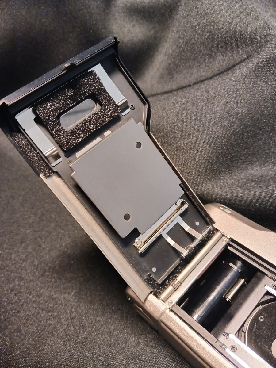 CONTAX T2 (Carl Zeiss Sonnar 38mm F2.8 T* / 元箱 / 取扱説明書