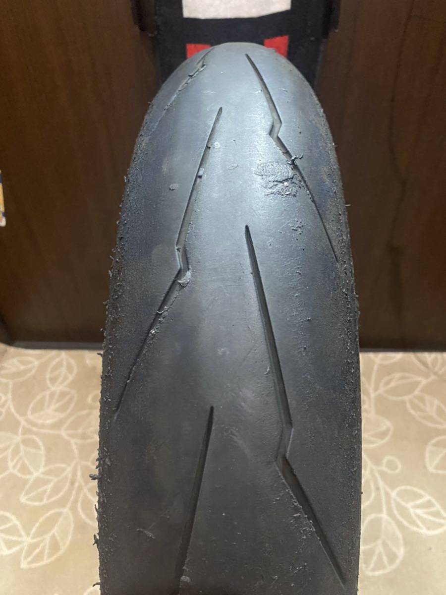 中古MCタイヤ PIRELLI DIABLO SUPERCORSA SP V3 120/70ZR17 ピレリ ディアブロ スーパーコルサ 120 70 17 0219 K3877