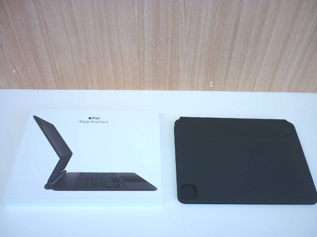 ☆ 展示品 美品 Apple iPad用 マジックキーボード MXQT2J/A Bluetoothキーボード ブラック iPad Air iPad Pro A2261