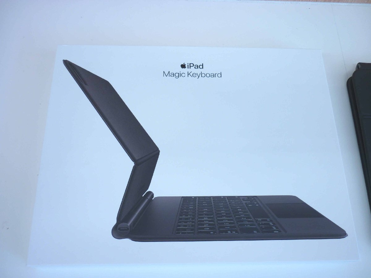 ☆ 展示品 美品 Apple iPad用 マジックキーボード MXQT2J/A Bluetooth 