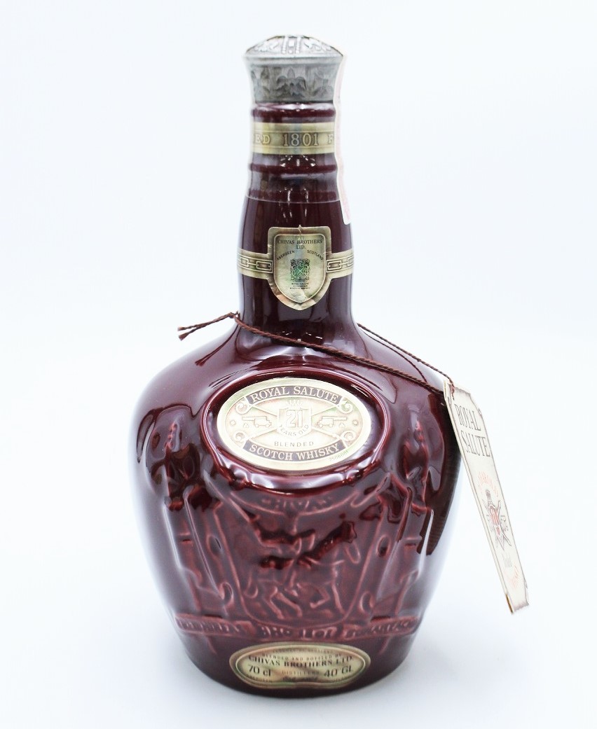 行董】未開栓 CHIVAS ROYAL SALUTE 21年 赤陶器 700ml 40% シーバス