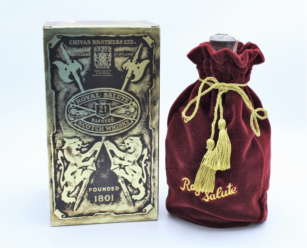 行董】未開栓 CHIVAS ROYAL SALUTE 21年 赤陶器 700ml 40% シーバス