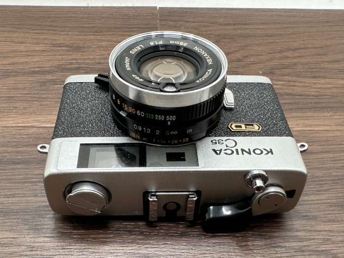 4588M ☆ KONICA コニカ C35 FD HEXANON 38mm f1.8 箱付き ☆(コニカ