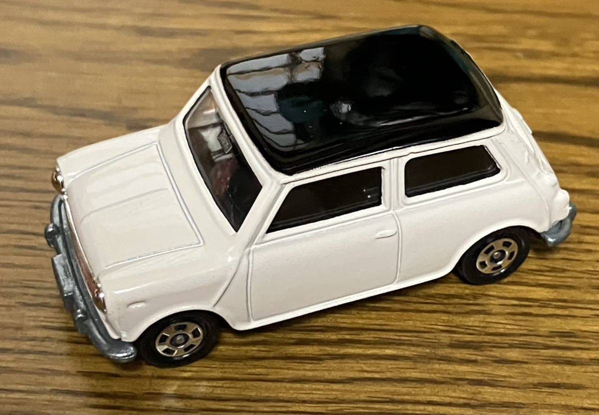 トミカ ミニクーパー トラフィック特注 ERAターボ メタリックレッド