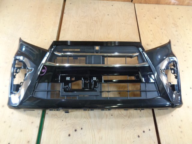 (23S1023)　タントカスタム　フロントバンパー　LA650S　LA660S　52119-B2G00　純正