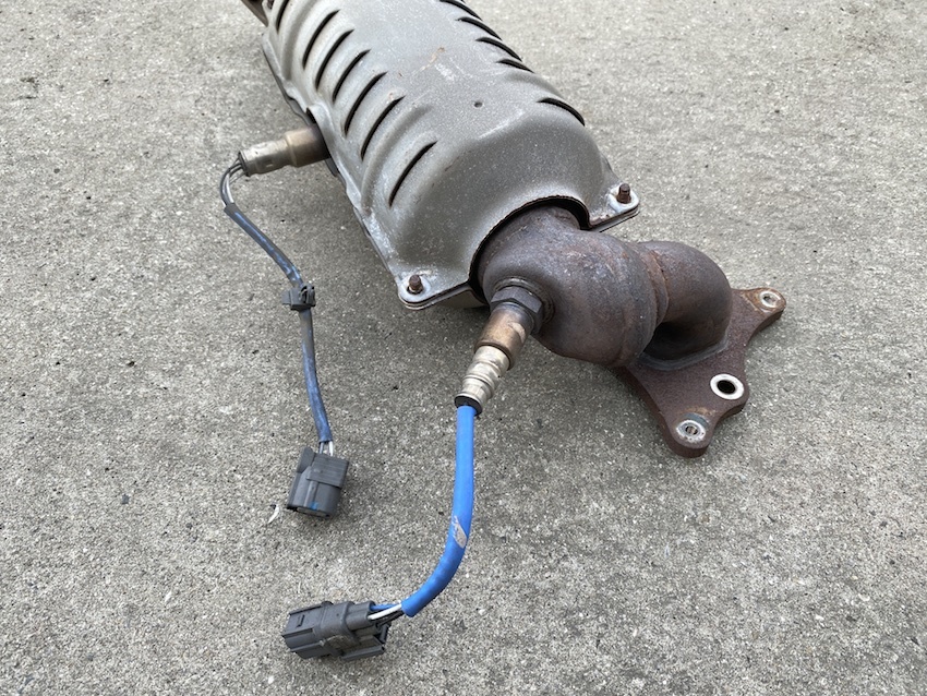 ゼスト JE1 触媒 キャタライザー コンバーター 素材 P07A ホンダ S 649