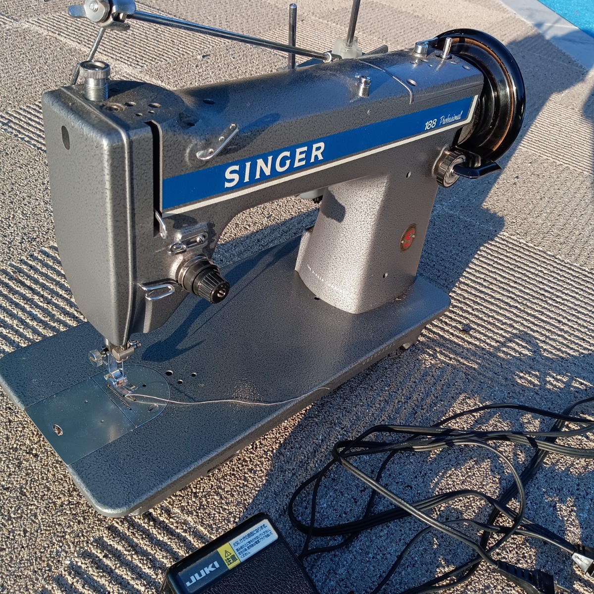 ☆超美品☆SINGER シンガー 188 Professional ミシン 稼働品 送料全国 