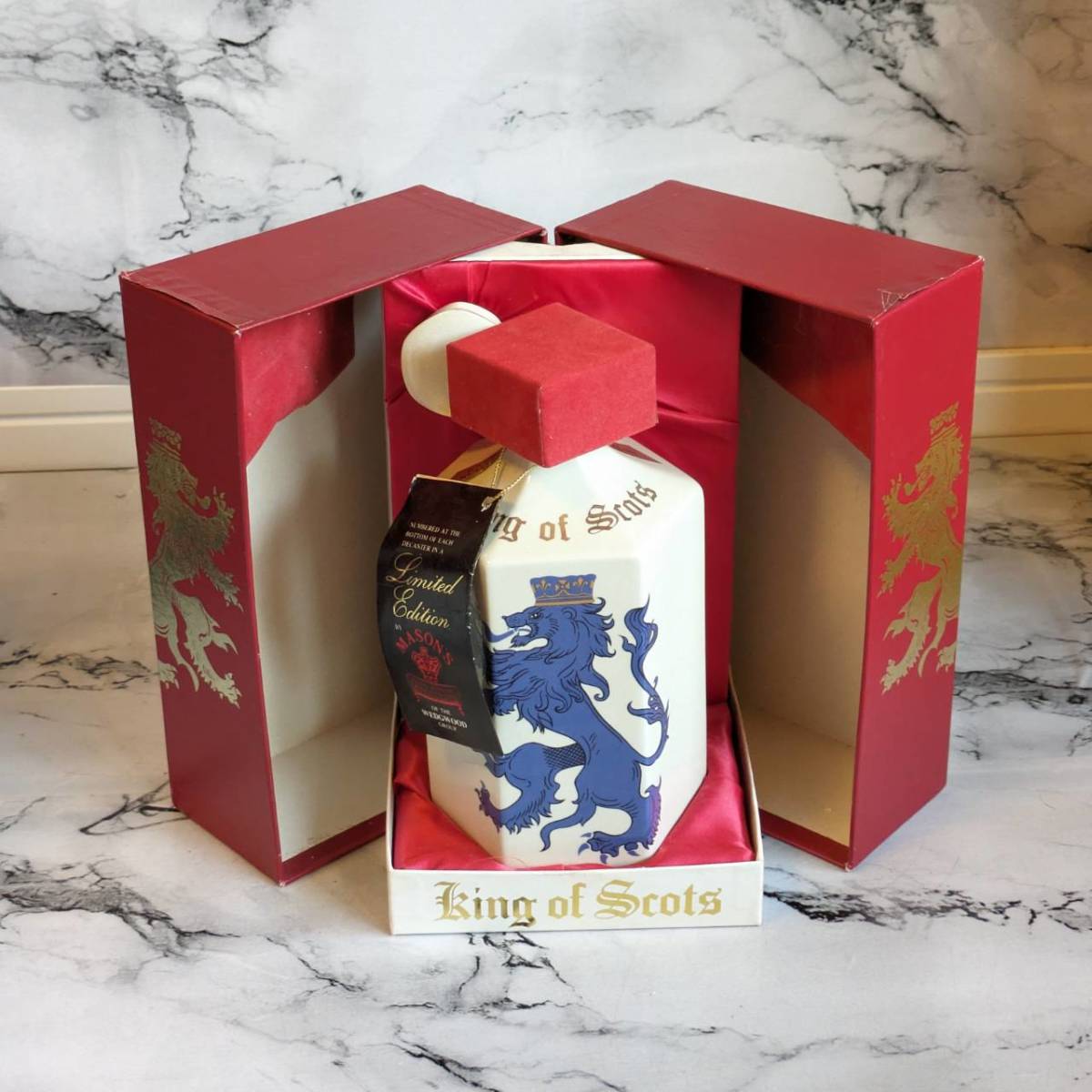 King of Scots Scotch Whisky 古酒、箱なし、未開栓 King of Scots