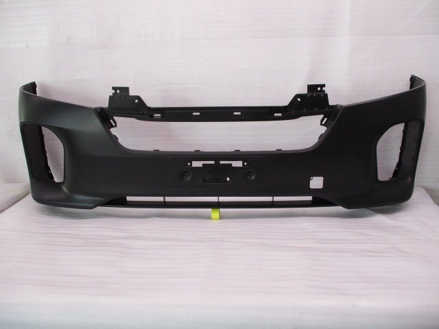 人気定番，人気 キャラバン NV350 E26 後期 フロントバンパー 素地/62022 5YE0H 中古品[H310-BF4712]