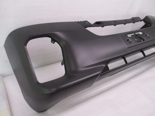 人気定番，人気 キャラバン NV350 E26 後期 フロントバンパー 素地/62022 5YE0H 中古品[H310-BF4712]