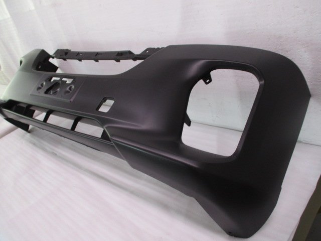 人気定番，人気 キャラバン NV350 E26 後期 フロントバンパー 素地/62022 5YE0H 中古品[H310-BF4712]