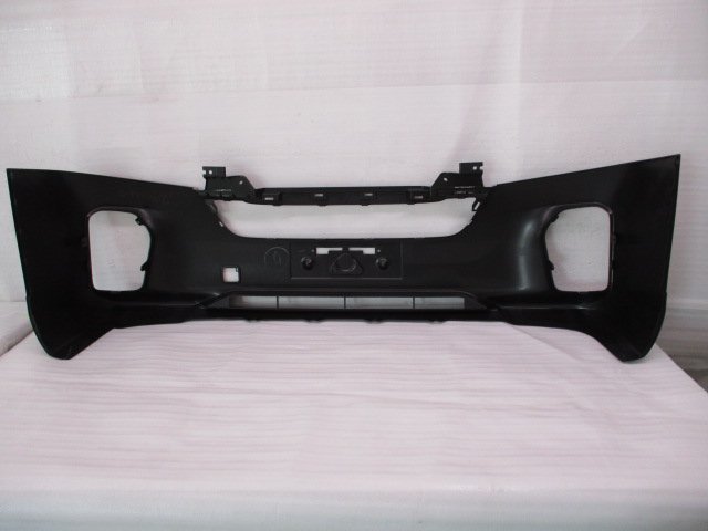 人気定番，人気 キャラバン NV350 E26 後期 フロントバンパー 素地/62022 5YE0H 中古品[H310-BF4712]