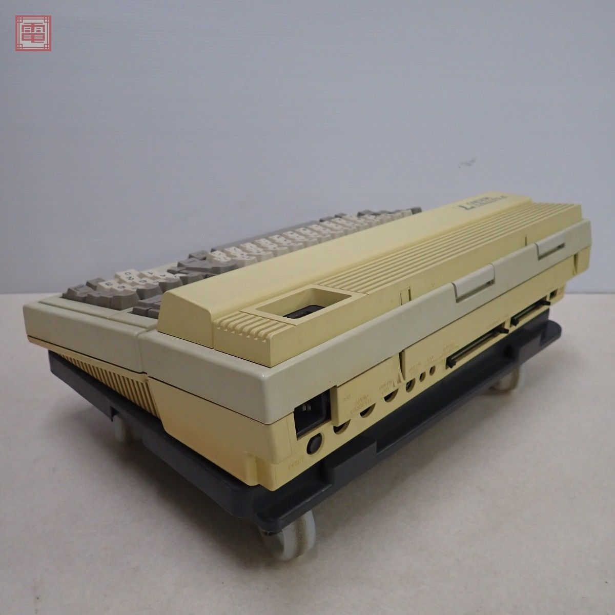 富士通 FM-7（MB25010）本体 FUJITSU MICRO7 + カラーCRTディスプレイ