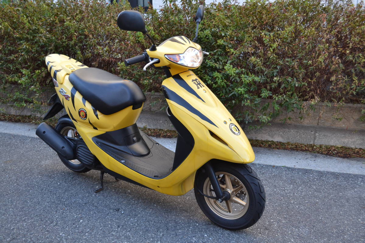 ★A-re目がけて突き進む　気分はもうA-re★　HONDA　Dio　Z4　阪神タイガーススペシャル（限定120台）03年